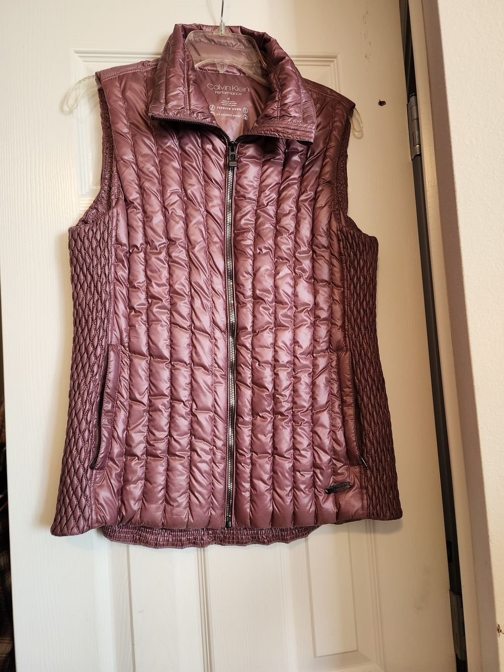 Calvin Klein Performance Quilted Puffer Vest Metallic Pink Size M Like New!